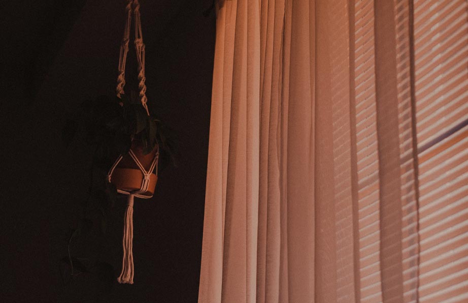 custom curtains dubai